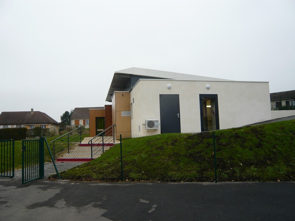 Le passage entre l’école et la cantine